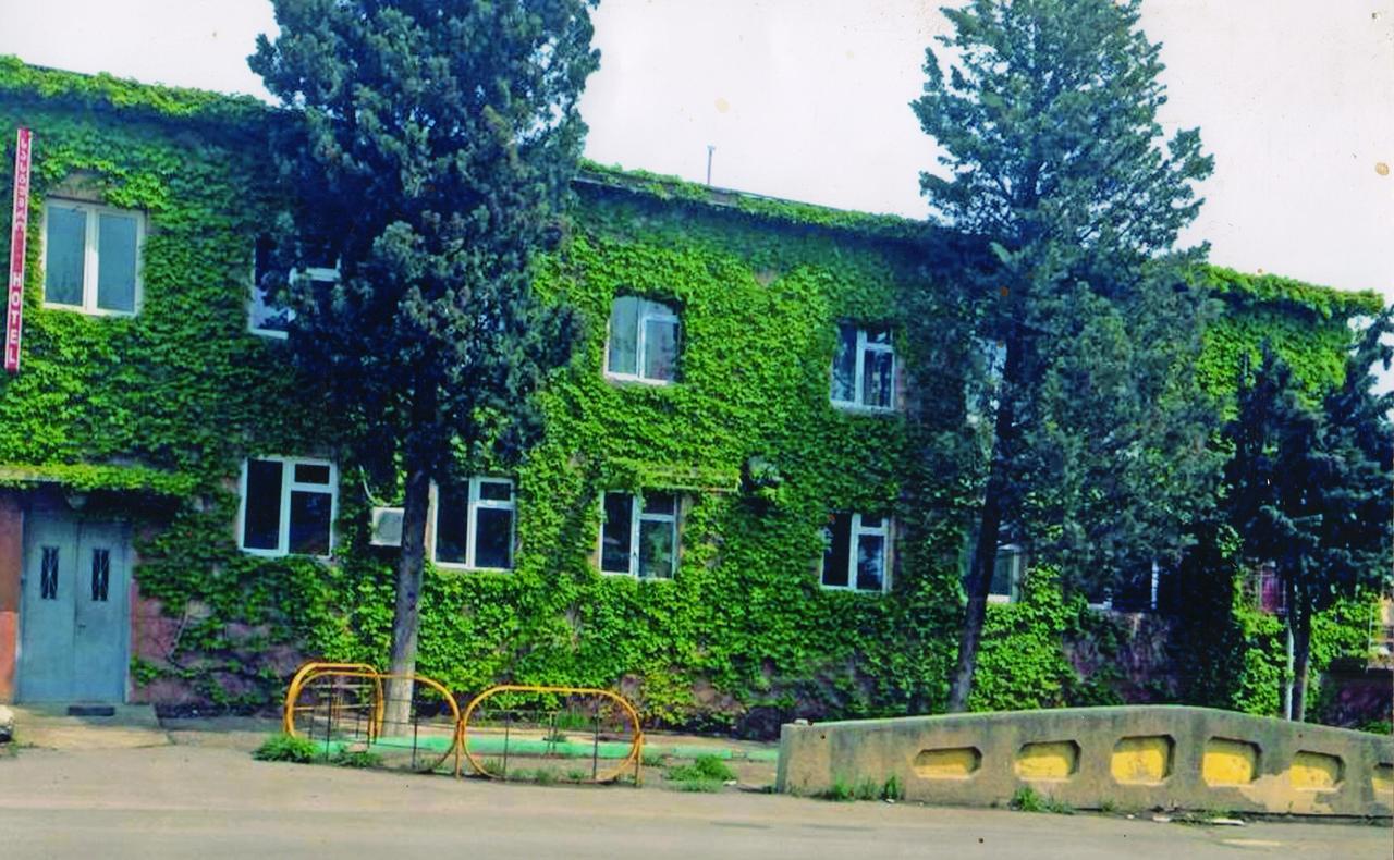 Hotel Lilo Near Airport Tbilisi Zewnętrze zdjęcie